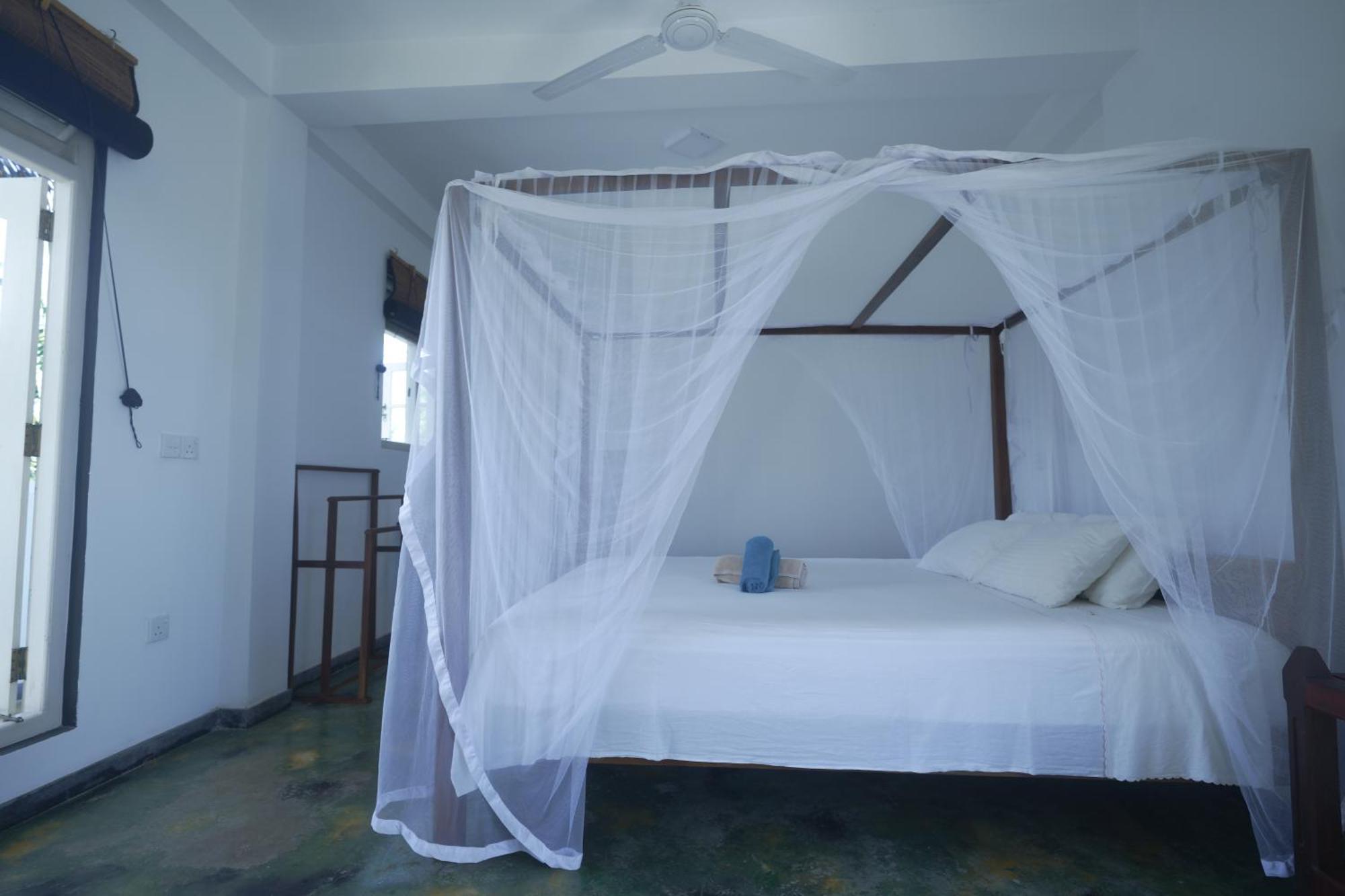 Bed and Breakfast Casa Tharin Madiha à Matara Extérieur photo