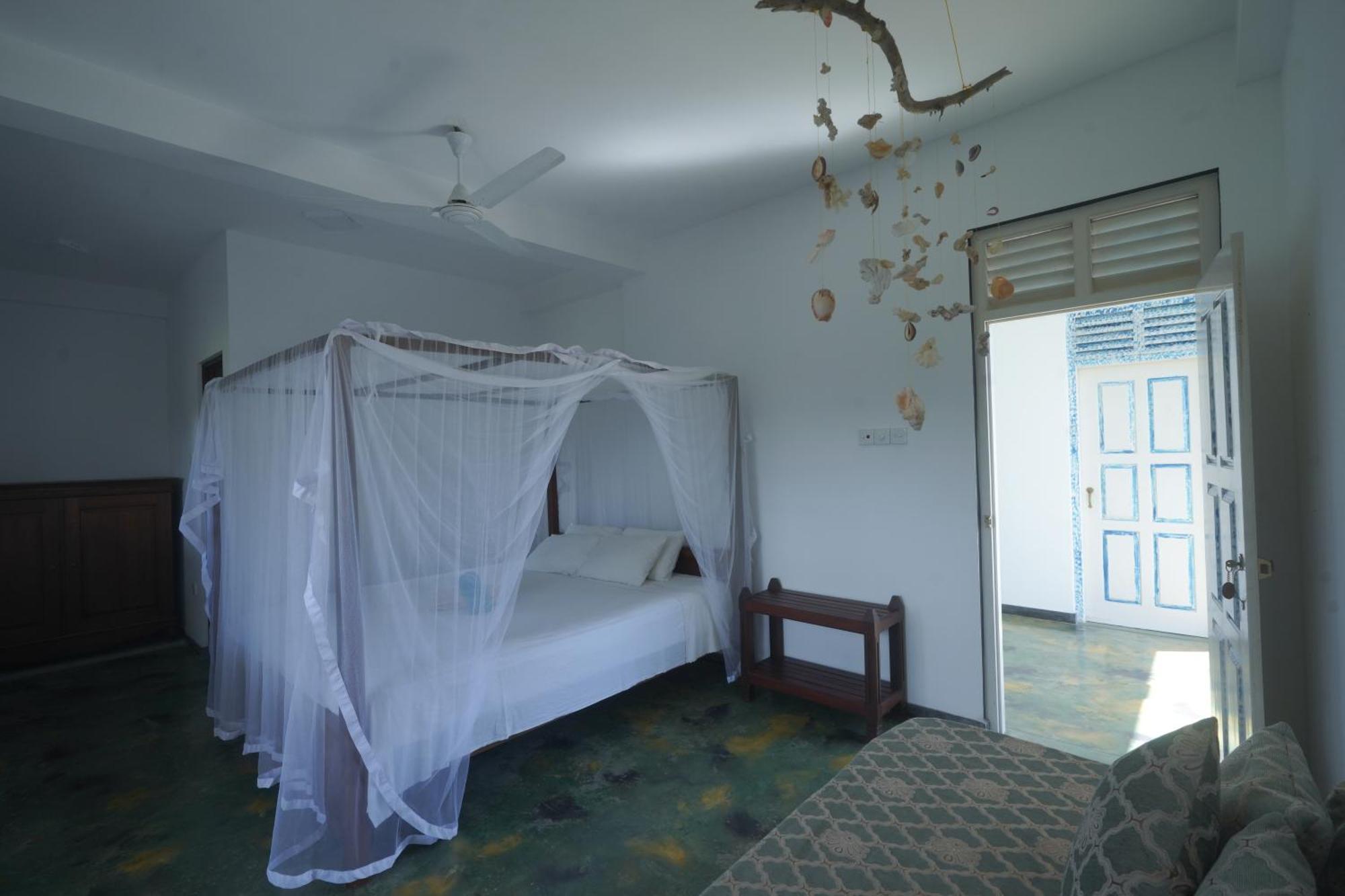 Bed and Breakfast Casa Tharin Madiha à Matara Extérieur photo