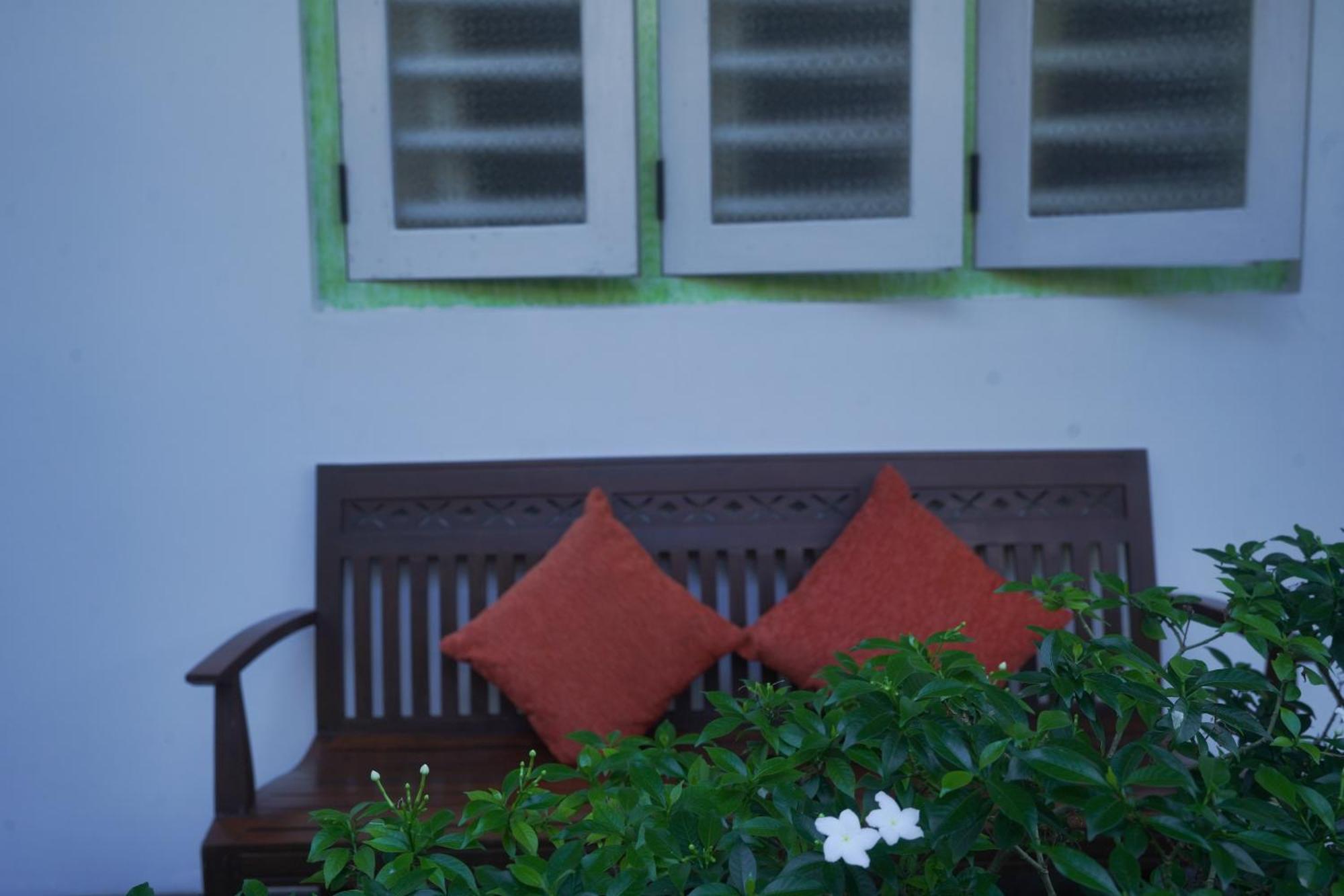 Bed and Breakfast Casa Tharin Madiha à Matara Extérieur photo